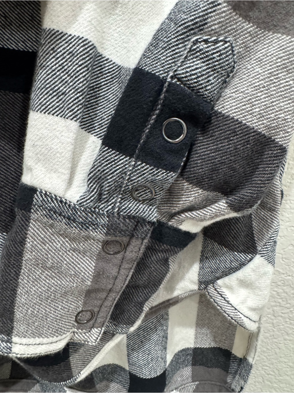 Free People We The Free Izzy Plaid Flannel Shirt XS Black Cream Oversized - Picture 7 of 8